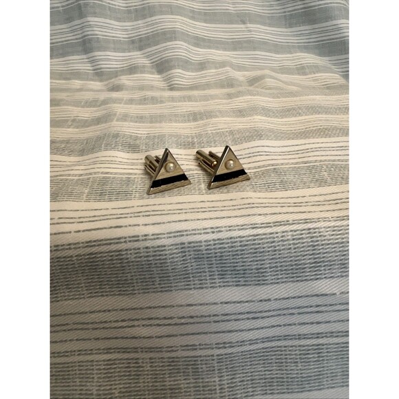 Vintage Cufflinks Cuff Links Gold Tone With Pearl Design L#18 - Picture 1 of 4